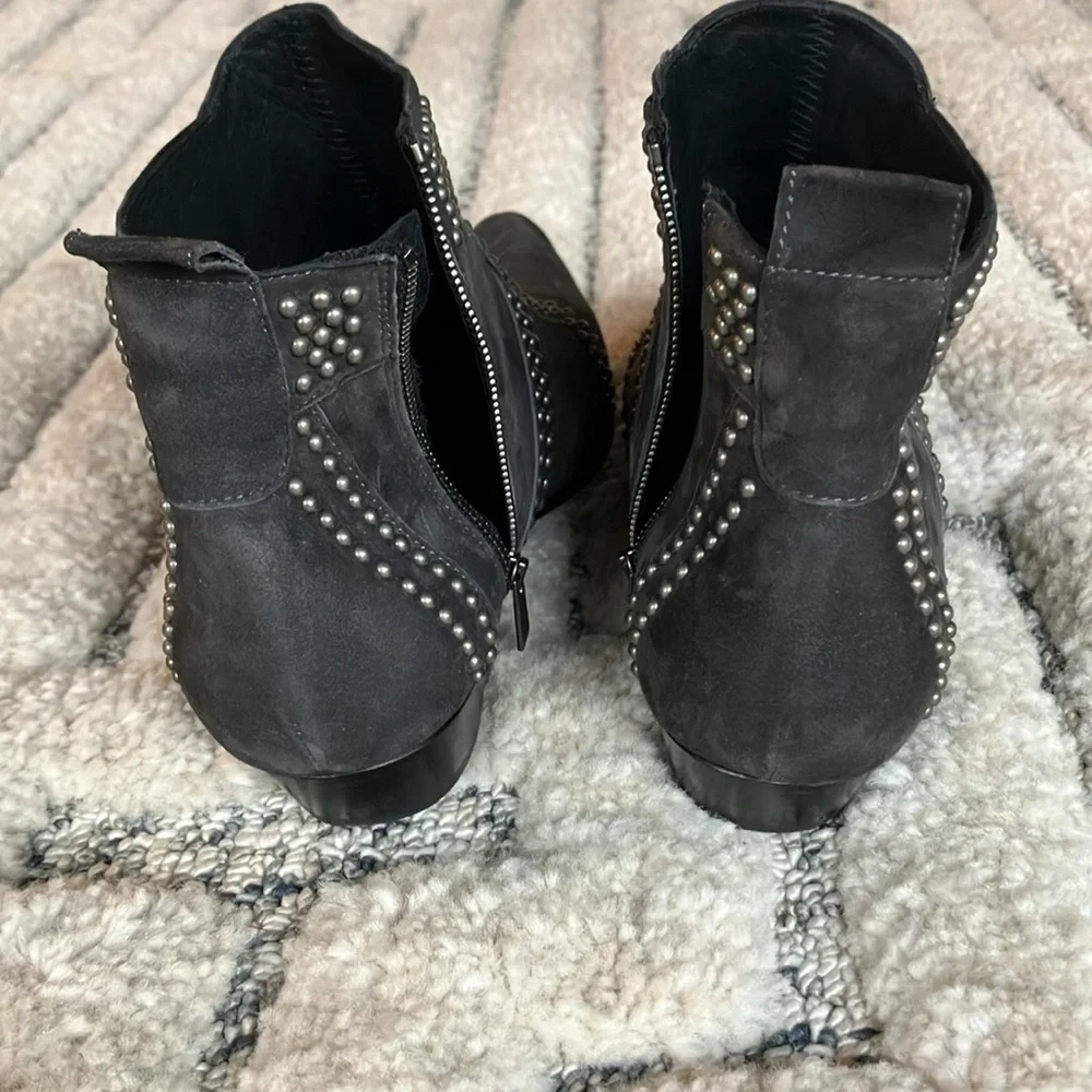 Anine Bing Women's Studded Grey Suede Ankle Boots